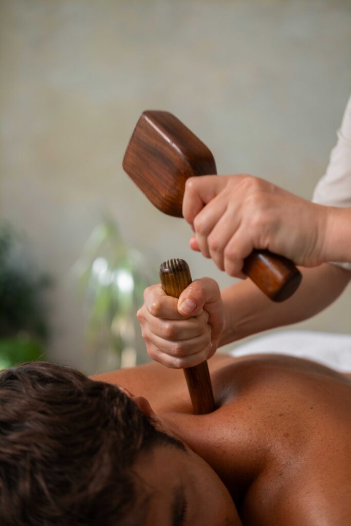 Tok Sen zdravljenje z zvokom in ritmom po energijskih linijah